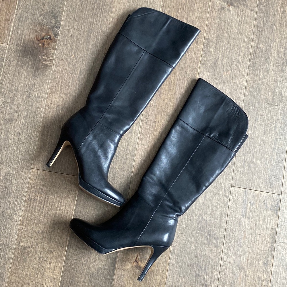 Tall leather boot